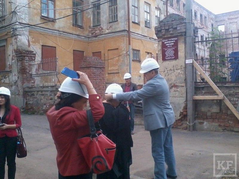 Воркшоп в историческом центре: молодые архитекторы ищут способы восстановить многострадальное здание гостиницы Дворянского собрания