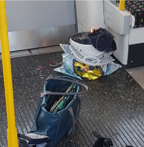 В лондонском метро прогремел взрыв, есть пострадавшие