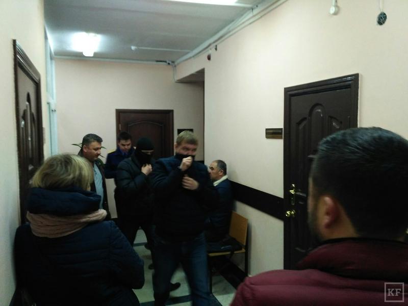 Начальнику отдела угро МВД РТ продлили задержание на 72 часа
