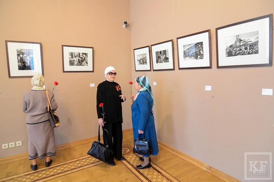 В Казанской ратуше открылась выставка фотографий, которым позавидовал бы сам Роберт Капа