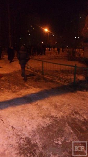 МЧС: в одной из квартир Казани на улице Зорге произошел сильный пожар