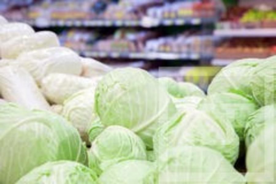 Уличные торговцы овощами начали сбивать цены в магазинах
