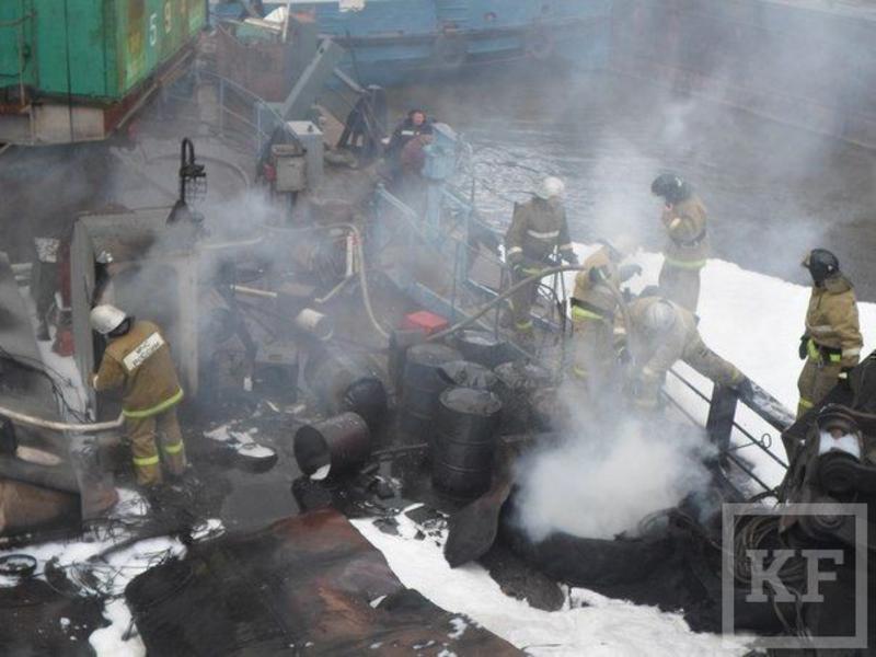 Сгоревший в Отарах плавкран принадлежал компании бывшего 1-го замглавы исполкома Казани