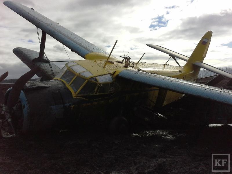 В Татарстане совершил вынужденную посадку легкомоторный самолет Ан-2