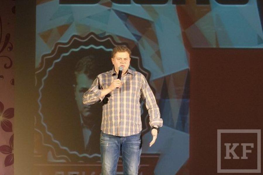 В Чистополе прошел Stand Up вечер с участием резидентов шоу «Не спать» и «Comedy баттл»