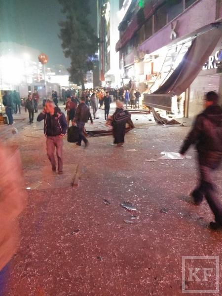 В столице Турции прогремел мощный взрыв, есть жертвы