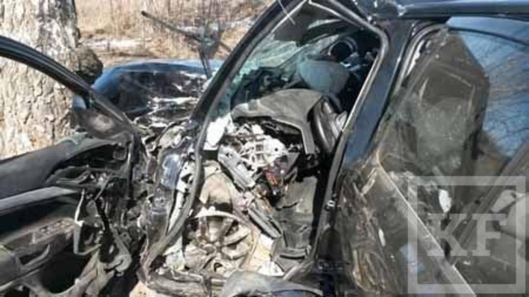 В результате серьезной аварии в Нижнекамске водитель впал в кому