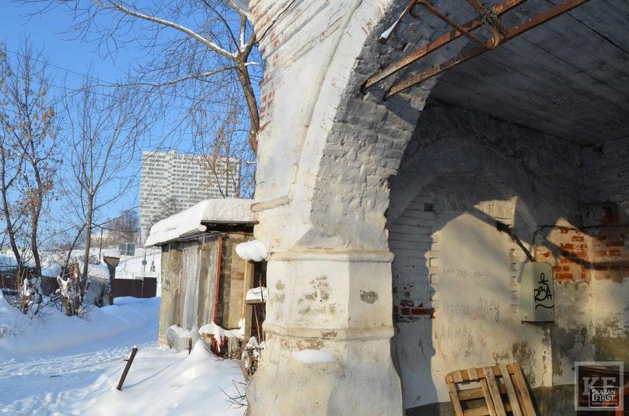 Жильцы одного из старейших домов Казани отказываются выселяться. Им не нравятся условия, предложенные властями