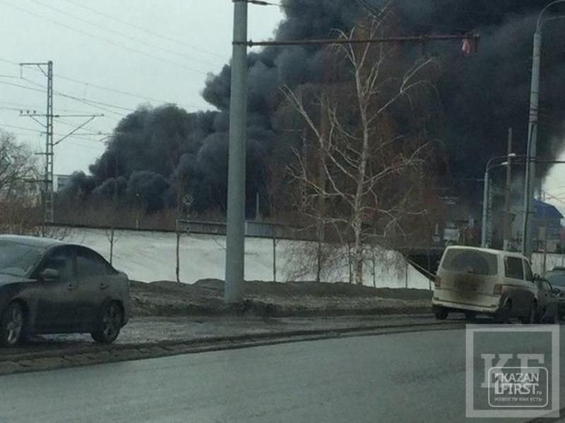 В Казани горит торговый центр «Адмирал». Началась эвакуация персонала и посетителей — МЧС