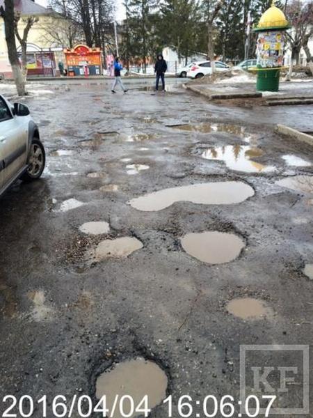 На ремонт дорог в Лениногорске необходимо 800 млн рублей, но выделено только 100 млн