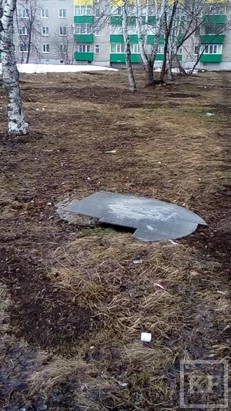 Житель Бугульмы провалился в открытый канализационный люк — «Народный контроль»