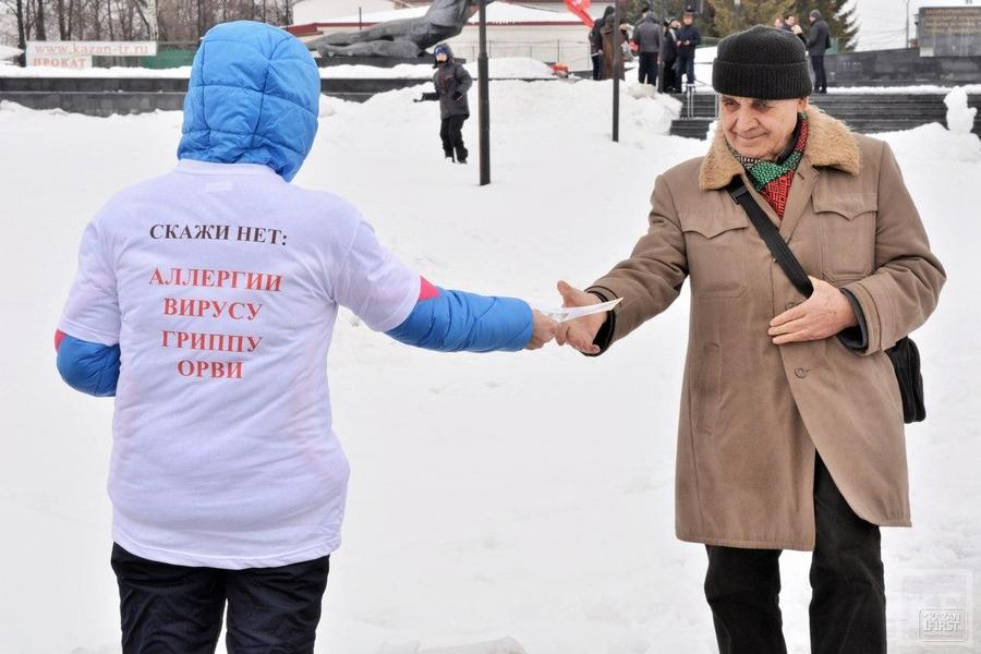 В Казани прошли акции против повышения цен на проезд в общественном транспорте
