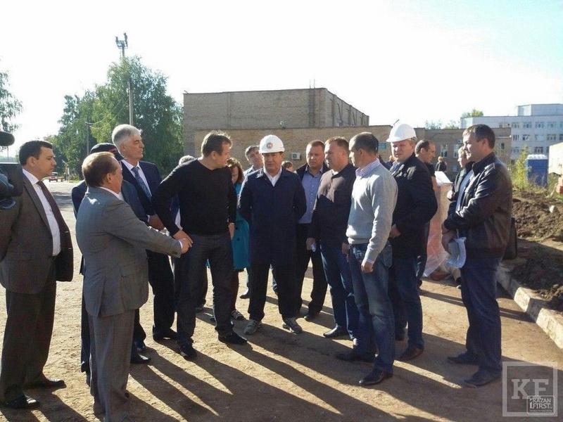 Строительство новой поликлиники в Нижнекамске может затянуться из-за крайней нехватки людей: не хватает две трети строителей