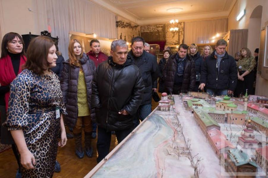 Рустам Минниханов осмотрел исторический центр Казани