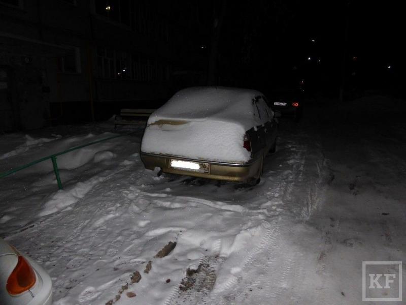 10 жителей Нижнекамска получили штрафы за неправильную парковку во дворах