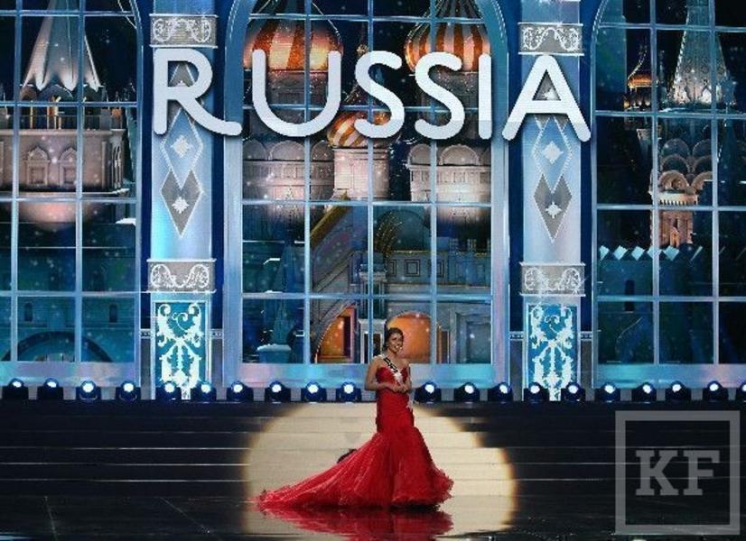 Эльмира Абдразакова на конкурсе «Мисс Вселенная 2013»  вышла в кокошнике