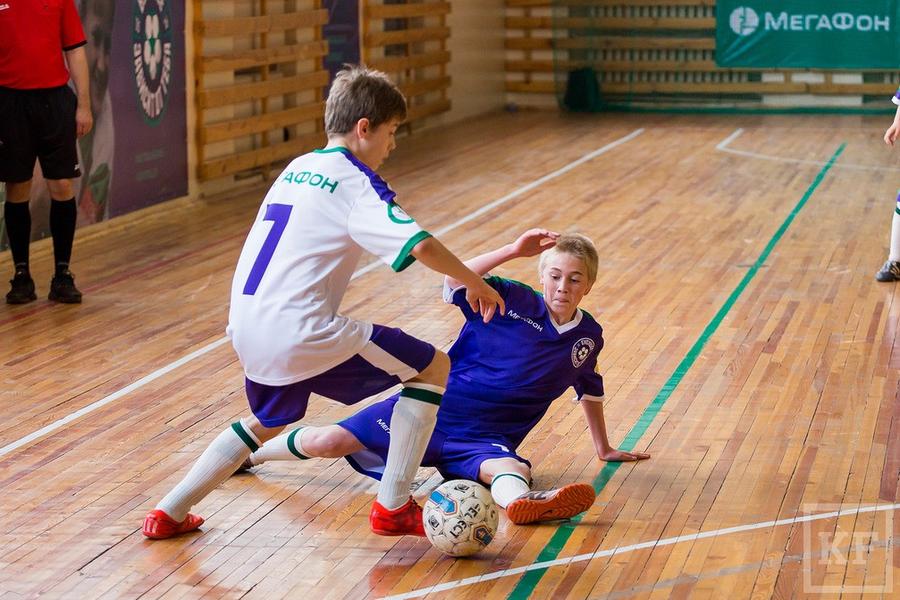 Футболисты из Татарстана привезли «серебро» с соревнований в Уфе