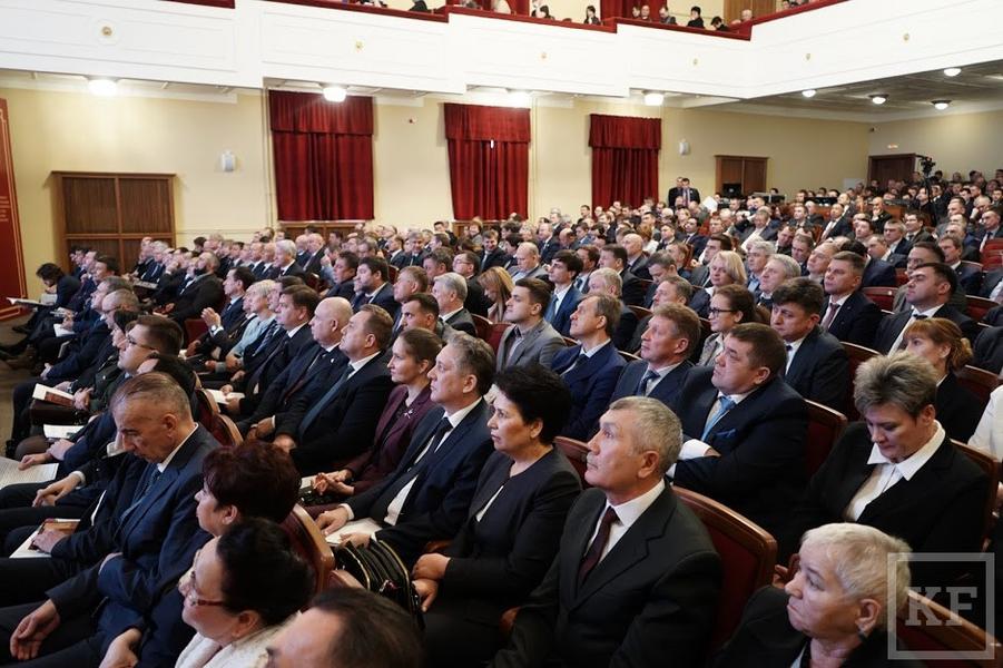 Самое слабое звено: Минниханов отчитал министра Абдулганиева
