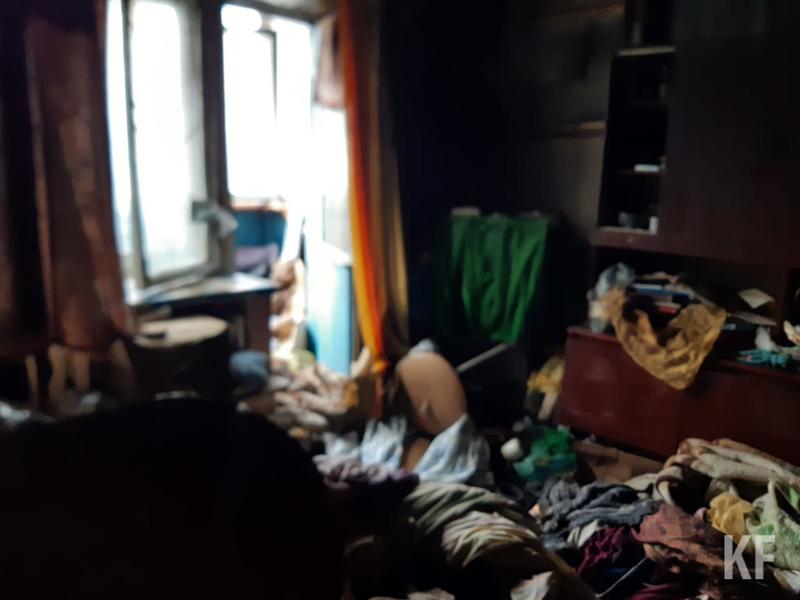 В Казани во время пожара в пятиэтажке спасли шестерых человек