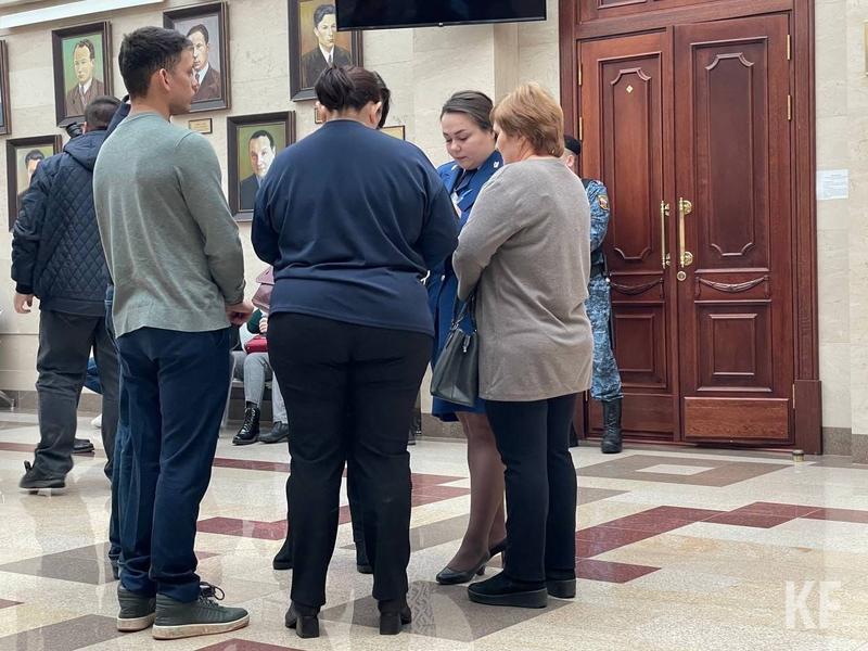 «Услышали как какой-то мужчина кричал, что он всех ненавидит»: в суде по делу о стрельбе в казанской гимназии всплывают новые подробности