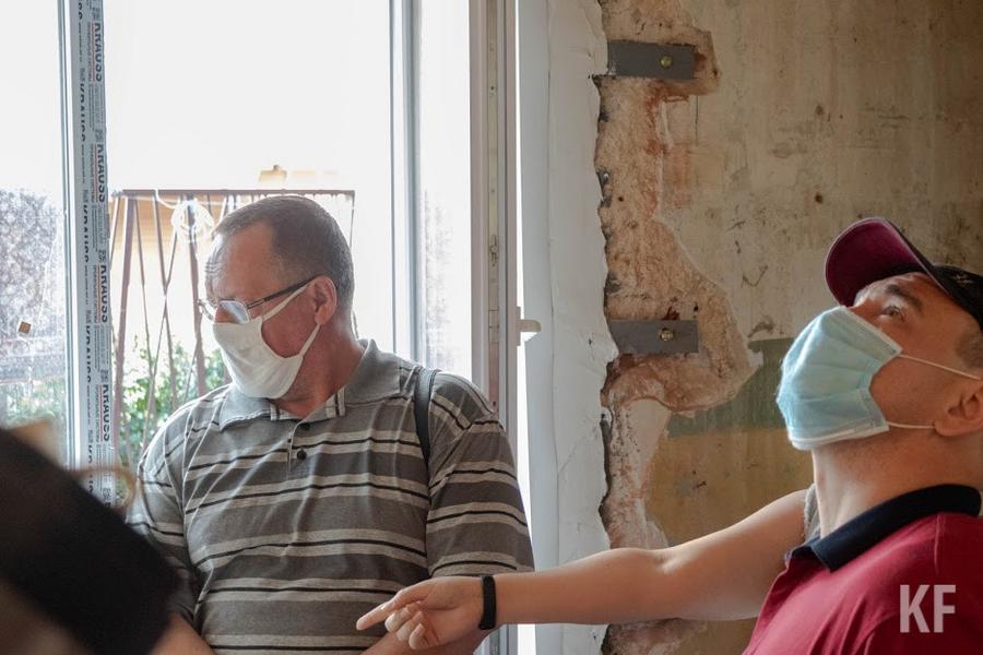 Жители столетнего казанского дома, который разрушается: Боимся здесь жить, но нам больше негде