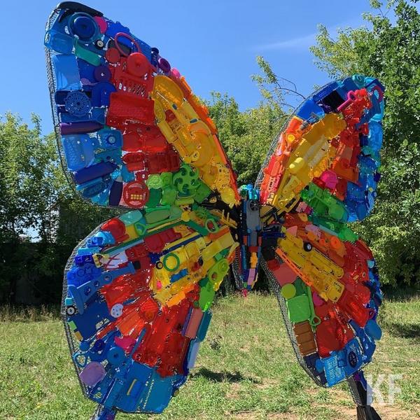 В Казани установили арт-объект «Эффект бабочки»