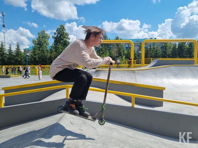 «Не просто бетонный скейт-парк»: в Альметьевске открыли Индустриальный сквер рядом с городской котельной