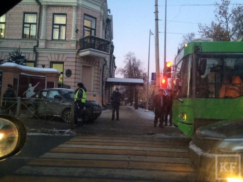 Очередное ДТП с общественным транспортом произошло в Казани
