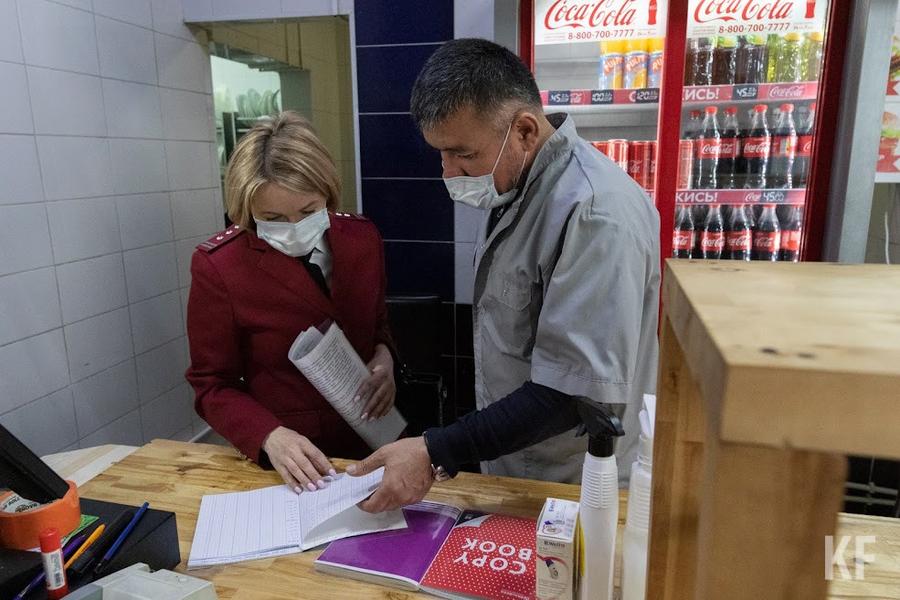 Коронавирус в Татарстане: новшества в получении QR-кода, пассивность пенсионеров при вакцинации и отсутствие планов о послаблении ограничений