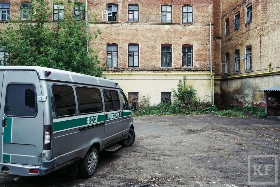 «Виталик, ломаем!»: из Соболевских номеров выселили всех жильцов