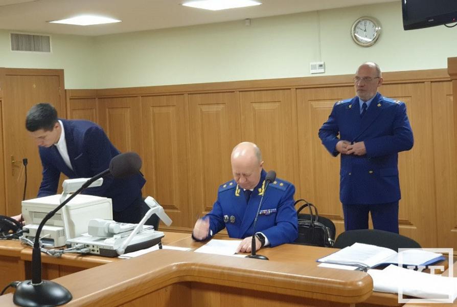 Дело стрелка Раимджанова: прокурор сложил срок для обвиняемого