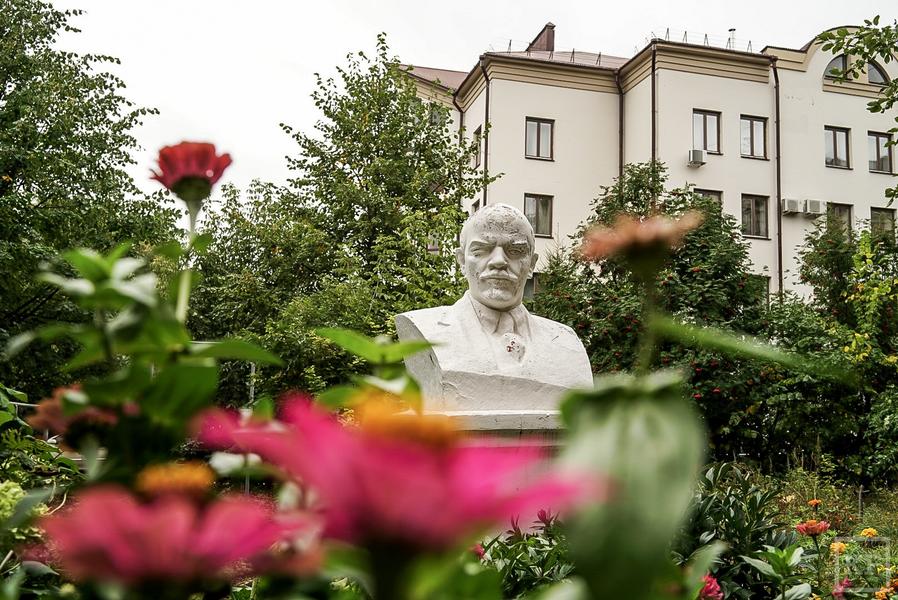 «Если памятник Ленину не несет художественной ценности, его можно снести»