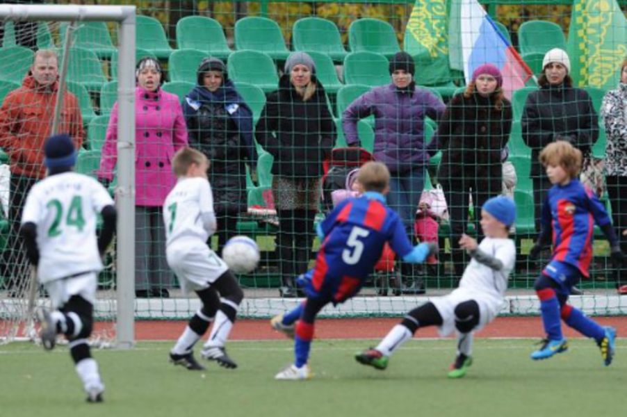 «Пик кризиса в футболе придется на конец года». Интервью с агентом, открывшим Соболева