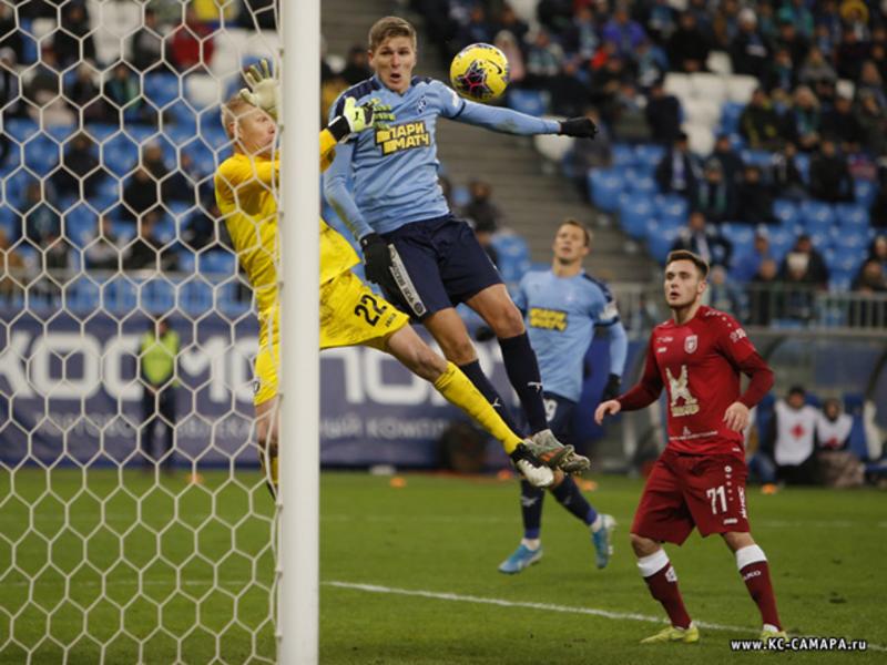 «Пик кризиса в футболе придется на конец года». Интервью с агентом, открывшим Соболева