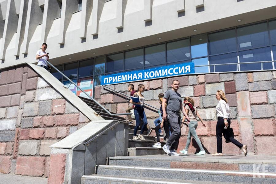 Коронавирус оставил студентов без работы