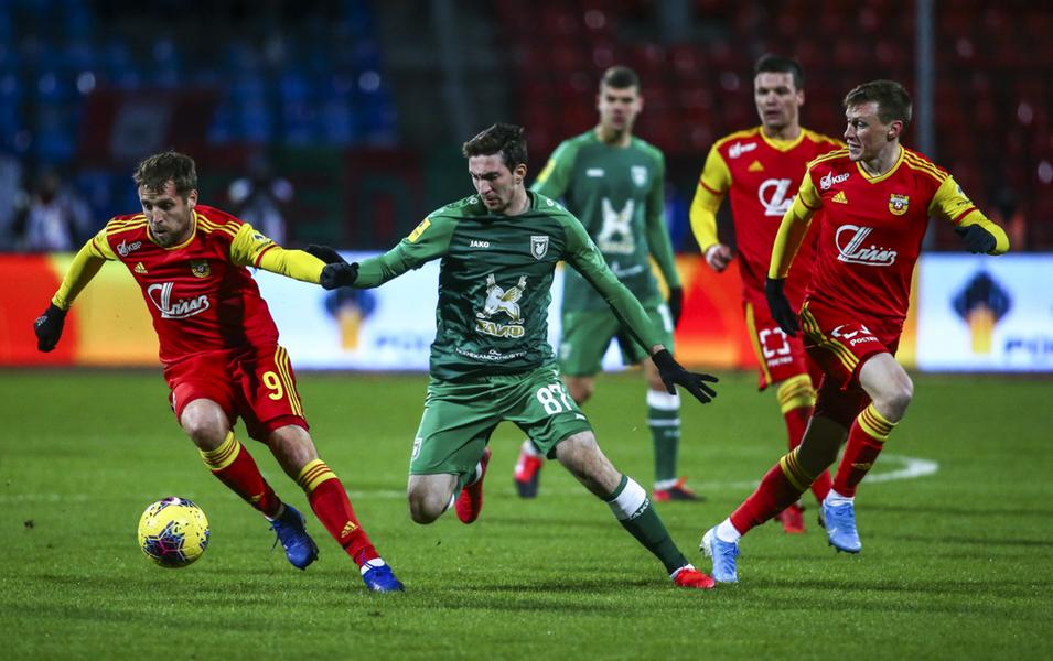 «Пик кризиса в футболе придется на конец года». Интервью с агентом, открывшим Соболева