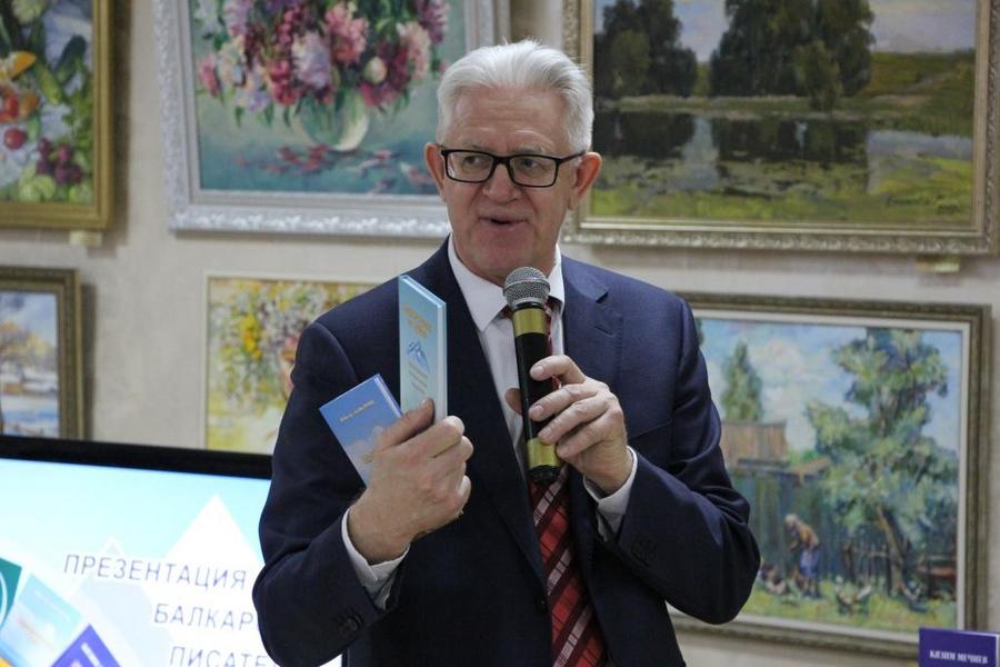 «Штаб татар Москвы» презентовал книгу пособника фашистов Шигапа Нигмати «Штаб татар Москвы» презентовал книгу пособника фашистов Шигапа Нигмати