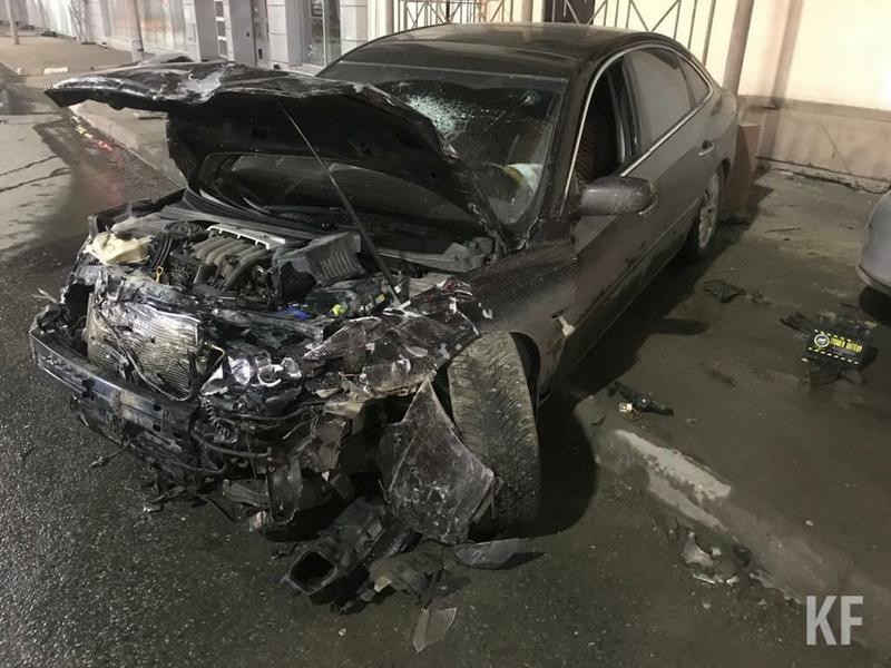 Пьяным водителем, протаранившим машину с пятью подростками в Казани, оказался полицейский