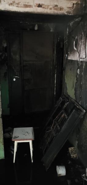 Опубликованы фото с последствиями взрыва из квартиры, в которой казанец делал взрывчатку Опубликованы фото с последствиями взрыва из квартиры, в которой казанец делал взрывчатку