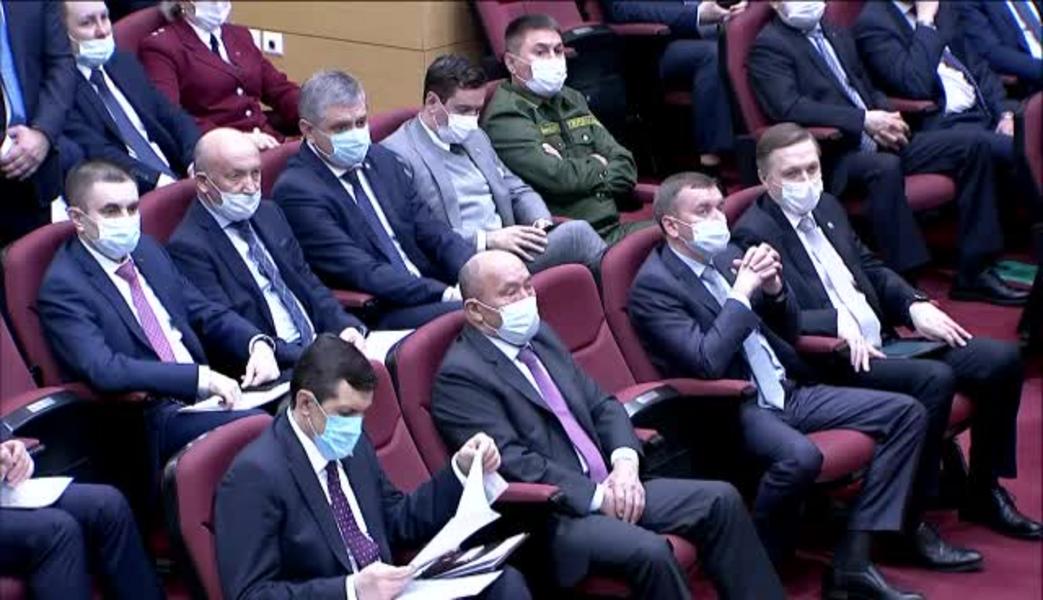 Рустам Минниханов сделал прививку от коронавируса