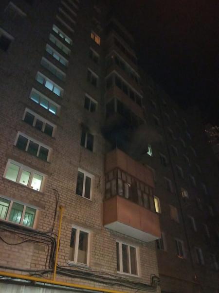 На пожаре в жилом доме в Казани спасли пять человек