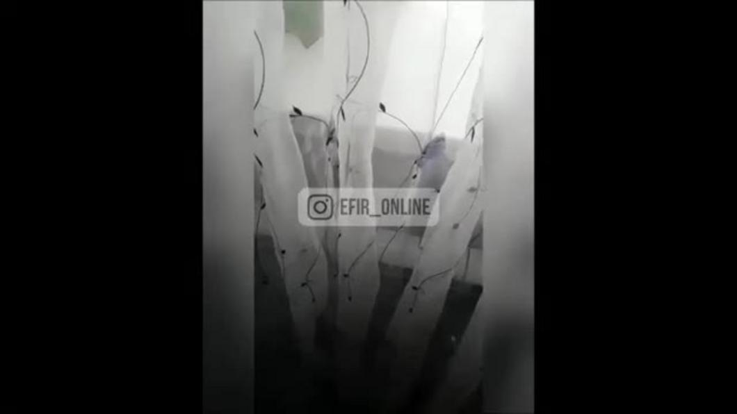 Жители казанской многоэтажки уже полгода страдают от барабанящего по батареям ребенка