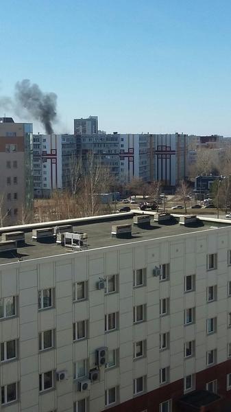 В жилом доме Челнов загорелись сразу четыре балкона В жилом доме Челнов загорелись сразу четыре балкона