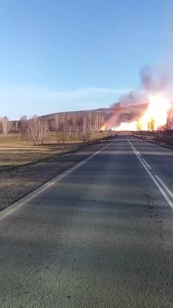 В Башкирии после разгерметизации загорелся газовый трубопровод