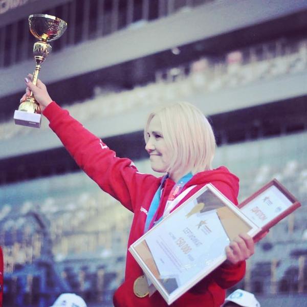 Жительница Казани вышла в финал конкурса «Лучший водитель такси в России»