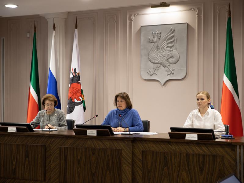 Для казанских родителей детей-инвалидов создадут клубы по интересам