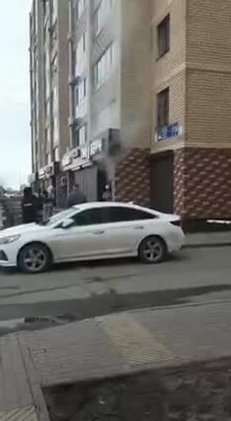 В 64-м микрорайоне Челнов произошел пожар в «Пивберри»