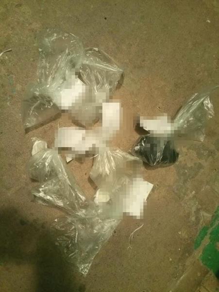 В трико у нижнекамца полицейские нашли колбу с жженым веществом и сверток с наркотиком В трико у нижнекамца полицейские нашли колбу с жженым веществом и сверток с наркотиком