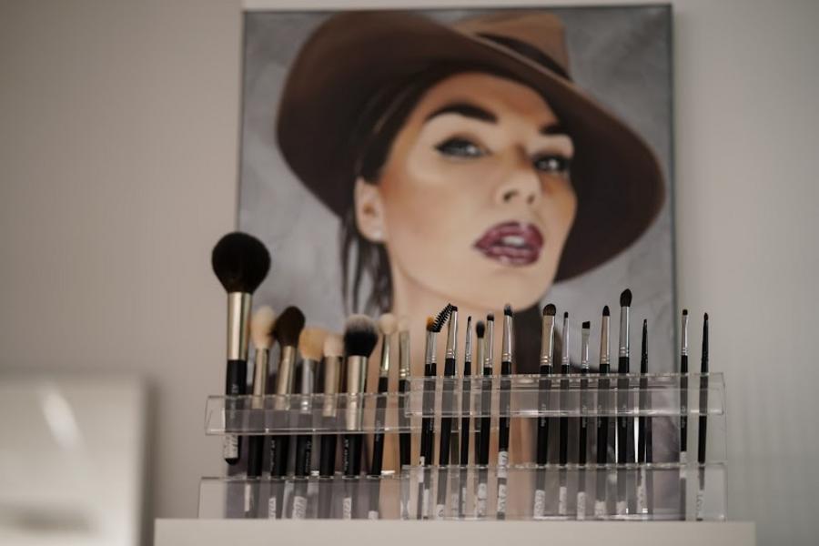 Красота требует жертв. Денежных Красота требует жертв. Денежных