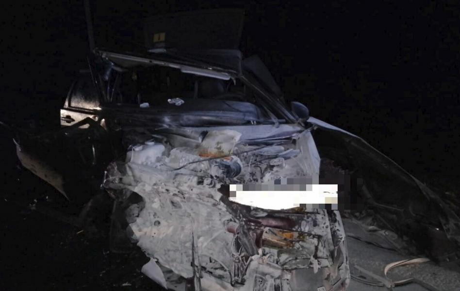 На трассе Казань - Оренбург столкнулись два авто: три человека пострадали